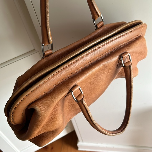 FENDI Selleria Doctor Bag pebbled leather 🇮🇹 PRE-LOVED Caramel - Picture 8 of 14